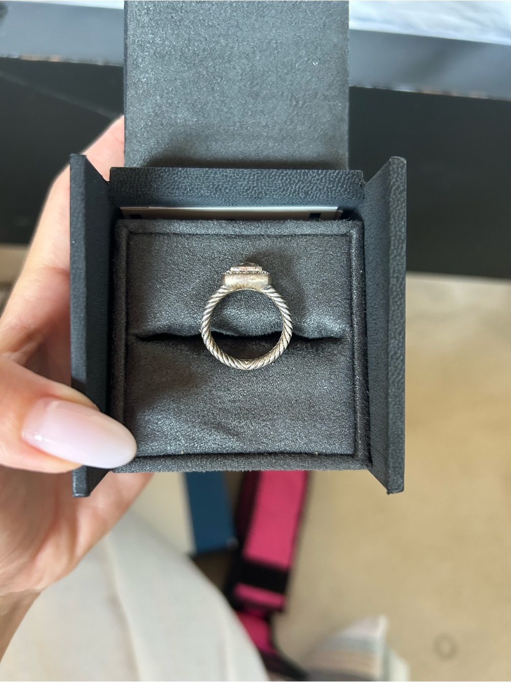 David Yurman Silver Cable Halo Ring with Prasiolite center stone - Picture 10 of 10